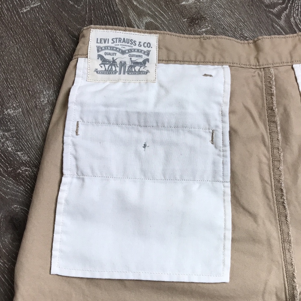 Levi’s - Picture 15 of 16